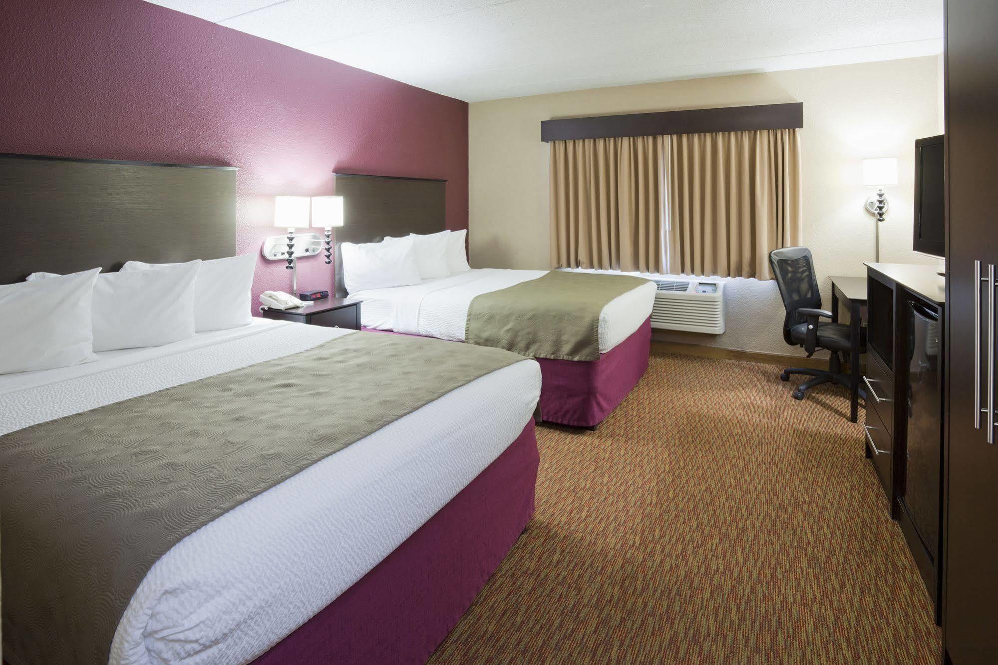 Americinn By Wyndham Osceola Dış mekan fotoğraf