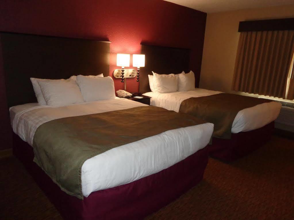 Americinn By Wyndham Osceola Dış mekan fotoğraf